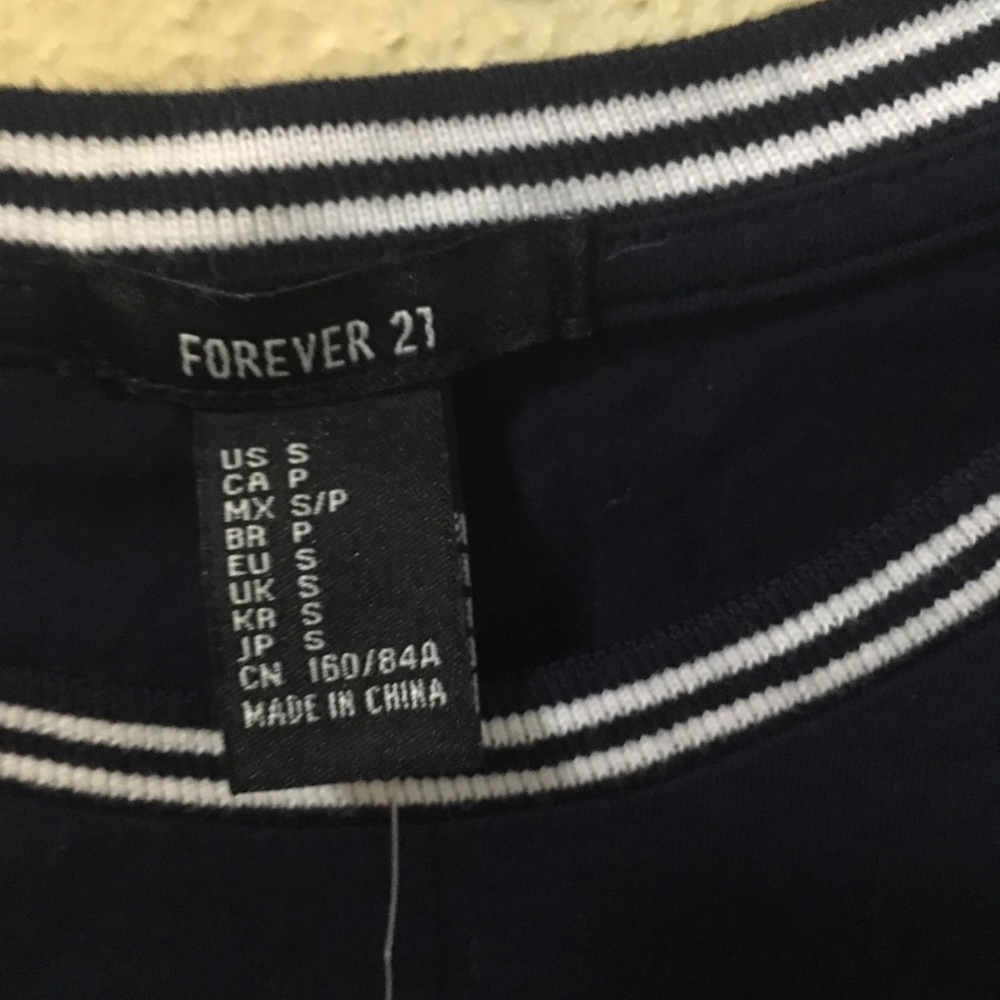 Forever21 Navy blue blouse NWT - Picture 2 of 2